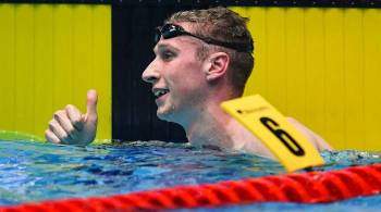Немецкий пловец Велльброк победил с мировым рекордом на ЧМ на короткой воде