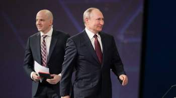 Путин призвал совершенствовать правовую систему для бизнеса