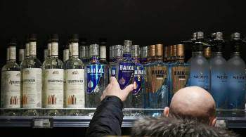 В Совфеде оценили идею убрать из городов алкогольные магазины