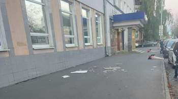Прокуратура установит причины обрушения фасадной плитки на детей в Москве