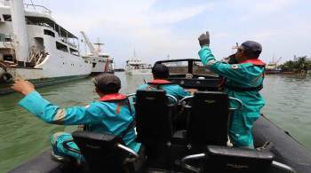 В Индонезии шесть человек погибли при затоплении судна у берегов Бали
