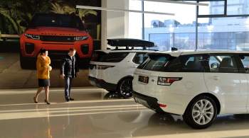 Продажи легковых автомобилей в августе упали на 62,4 процента