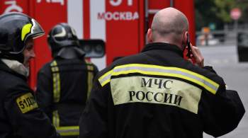На западе Москвы загорелось здание кафе