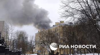 Площадь пожара в здании в центре Москвы выросла до 2,5 тысячи  квадратов 