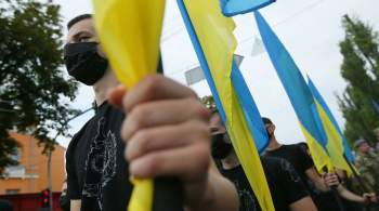 Опубликованы кадры уничтожения баннеров ко Дню Победы на Украине