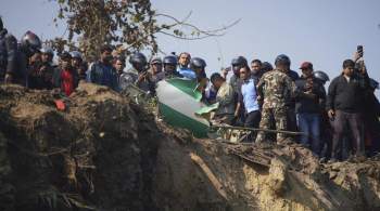 Посольство выясняет судьбу россиян с разбившегося в Непале самолета