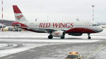 Самолет авиакомпании Red Wings выкатился с полосы в Белгороде