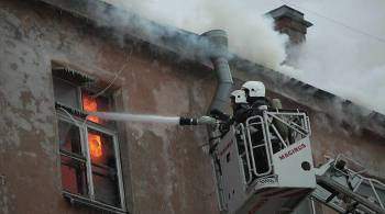 В Сахалинской области загорелась кровля трехэтажного дома