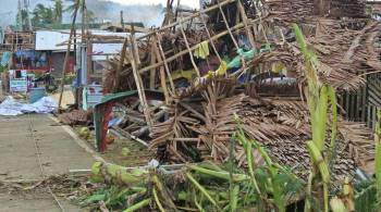 Число жертв тайфуна на Филиппинах превысило 300 человек