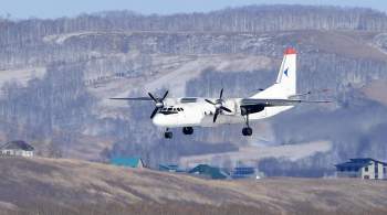 В Якутии Ан-26 вернулся в аэропорт вылета из-за неисправности люка шасси 