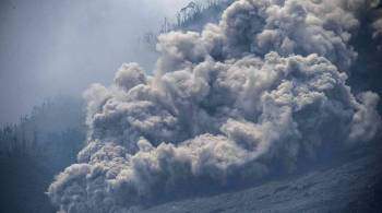  Это что, Помпеи?  В Сети пришли в ужас от извержения вулкана в Индонезии