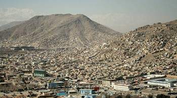 Китай отправил свыше тысячи тонн гумпомощи в Афганистан, сообщили СМИ
