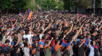 В Ереване завершилось массовое шествие оппозиции Армении