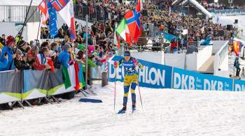Шведка Эберг выиграла вторую гонку подряд на этапе Кубка мира по биатлону