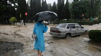 Аксенов раскритиковал темпы уборки Керчи после наводнения