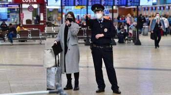 В аэропортах Москвы в пятницу задержали и отменили около 160 рейсов