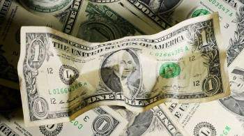 Экономист объяснил, почему снижается спрос на доллары
