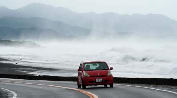 В Японии из-за тайфуна 55 тысяч домов остались без воды