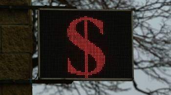 Экономист объяснила, почему доллары лучше покупать в пятницу