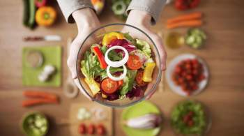 Диетолог дала совет, как сделать салаты менее калорийными