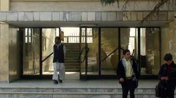 Талибы обязали студенток носить никаб