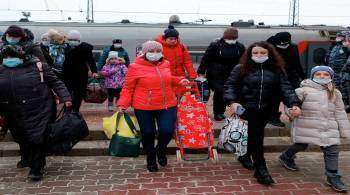 Беженцы из ДНР и ЛНР разместились почти в 15 регионах