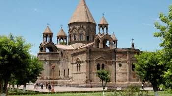 Армянская церковь осудила заявление Пашиняна о священниках