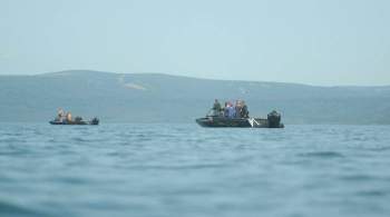 Упавший в Курильское озеро Ми-8 лежит на глубине более 145 метров