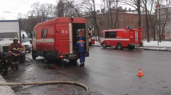 Площадь пожара на складе в Петербурге увеличилась до 12 тысяч  квадратов 