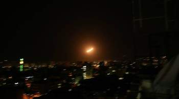 В Сирии сообщили, что системы ПВО отразили атаки Израиля