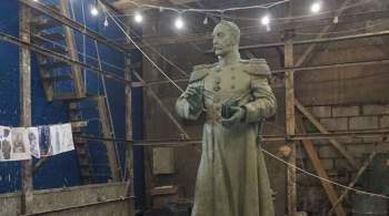 В Нижнем Новгороде открыли памятник Николаю I с циркулем в руках 