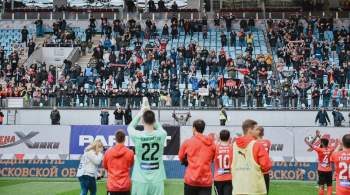 Глава округа Волошин поздравил сотрудников стадиона  Арена Химки  с юбилеем 