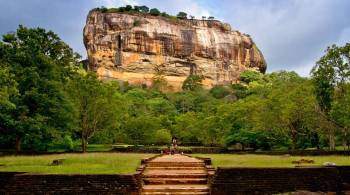 Сигирия – Львиная скала в Шри-Ланке
