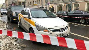 Раненный при конфликте в центре Москвы таксист вез цветы
