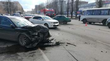 В Воронеже столкнулись четыре автомобиля, один человек погиб