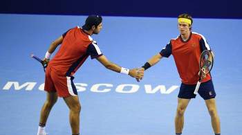 Хачанов и Рублев вышли в четвертьфинал Кубка Кремля по теннису в парах