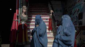 Женщины в Кабуле выступили против ношения хиджаба