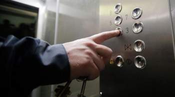Более тысячи лифтов заменили в Москве с начала года, сообщил заммэра