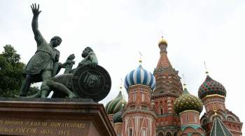 В Москве обнаружили около 30 артефактов возле памятника Минину и Пожарскому