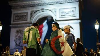 Алжир отозвал посла из Франции из-за  безответственных  слов Макрона