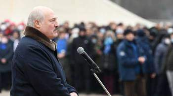 Лукашенко призвал народы Германии и Польши помочь принять мигрантов