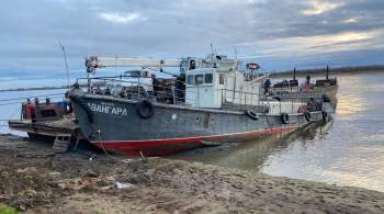 На затонувшем на Ямале теплоходе нашли тела двух человек 