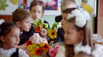 На Колыме планируют выделить школьникам дополнительно по пять тысяч рублей