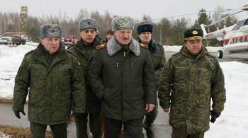Лукашенко прибыл на полигон для наблюдения за учениями