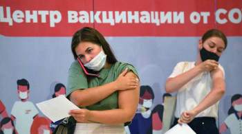 Около миллиона жителей Петербурга привились от коронавируса