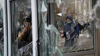 На ТРЦ MEGA Park в Алма-Ате напали мародеры