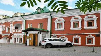 Старинные росписи и барельефы обнаружены в историческом доме на Тверской