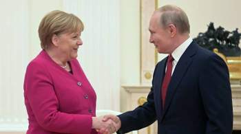 Телефон Меркель зазвонил в начале переговоров с Путиным