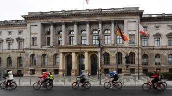 Вице-канцлер Германии посоветовал немцам пересесть на велосипеды