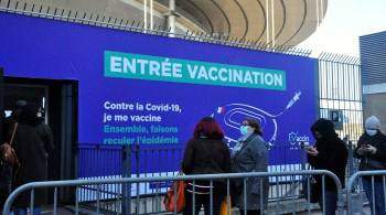 Во Франции рекомендовали вакцинировать детей из групп риска от COVID-19